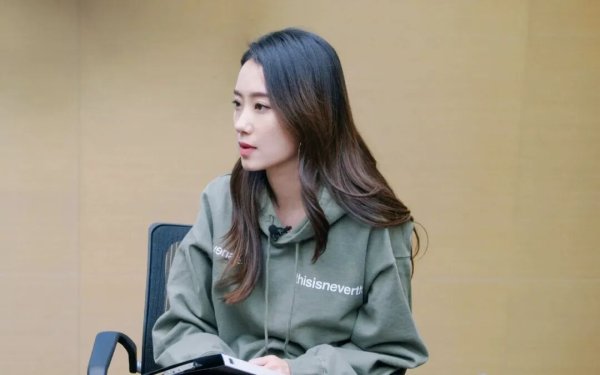 中财所 人为什么要争口气？张小斐的这两张图是最好的答案